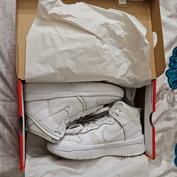 Women's Nike Dunk high up in Summit White - Picture 6 of 7